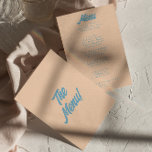 Moderne Kleurrijke Bold Minimal Retro Funky Weddin Menu<br><div class="desc">Een kleurrijke retro funky moderne perzik gele bruiloft diner menu. Met een chique sjabloon ontwerp van boho  perzik achtergrond en blauw vet typografie. Perfect en passend bij de hele suite.</div>