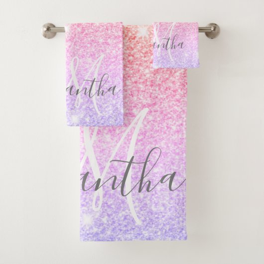 Moderne, kleurrijke glitter bevat persoonlijke naa bad handdoek (Insitu)