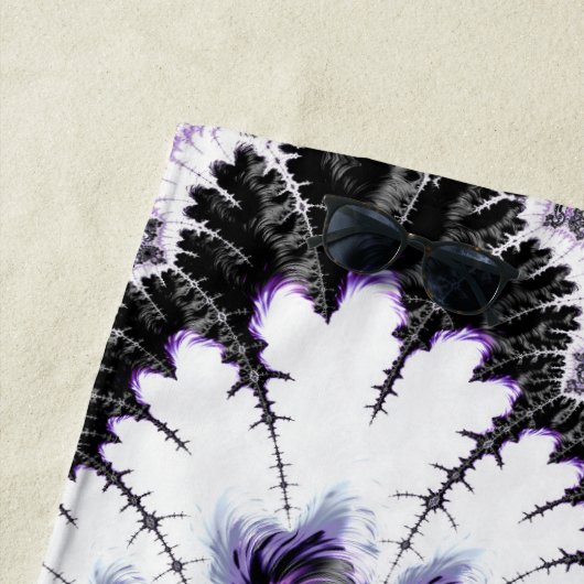 Moderne kleurrijke gradiëntfractal strandlaken (In situ)