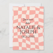 Moderne Kleurrijke Groovy Retro Fun Unieke Bruilof Save The Date (Achterkant)