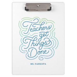 Moderne kleurrijke leraren krijgen dingen gedaan klembord