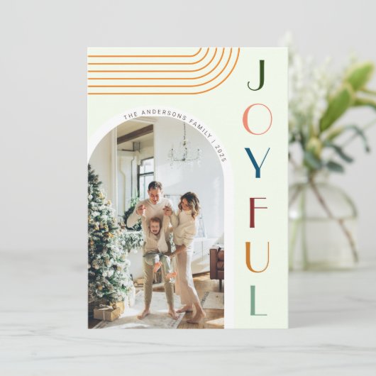 Moderne Kleurrijke Vrolijke Boog Familie Foto Kers Feestdagenkaart (Staand voorkant)