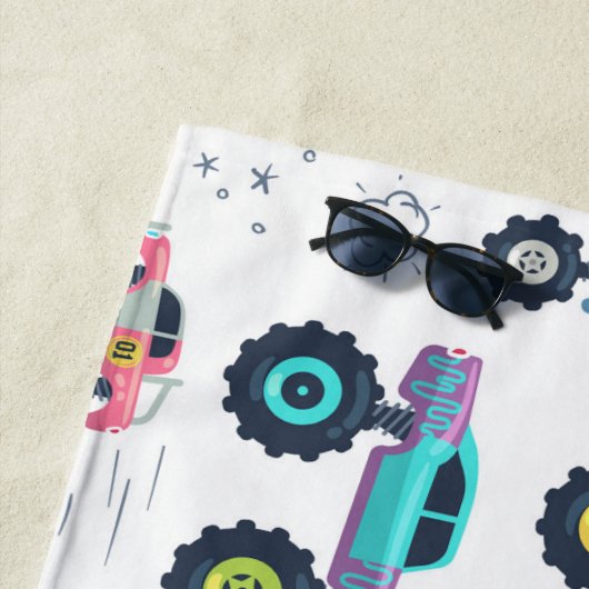 Moderne, kleurrijke Waterverf monster-wagens Strandlaken (In situ)