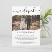 Moderne koele trouwfoto met 'we zijn weggelopen' t aankondiging (Staand voorkant)