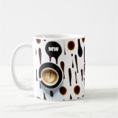 Moderne koffievlekken en afbeelding met initialen koffiemok (Links)