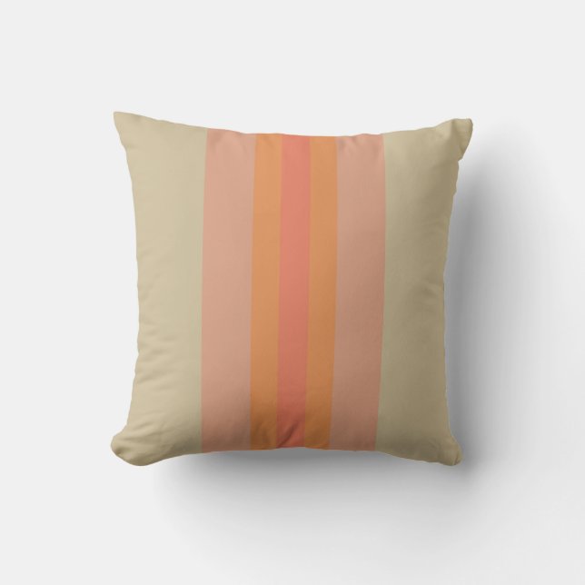 Moderne koraal beige gestreepte sierkussen (Voorkant)