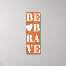 Moderne koraal en wit zijn moedig met hart