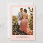 Moderne Koraal Kust Chic Elegante Trouwdag Save The Date (Achterkant)
