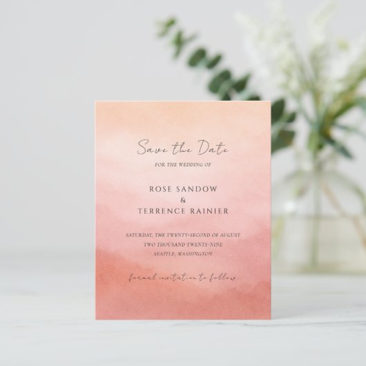 Moderne Koraal Kust Chic Trouwkaart Save the Date (Staand voorkant)