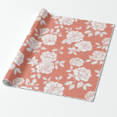 Moderne Koraal Roze Witte Bloem Motief Cadeaupapier (Uitgerold)