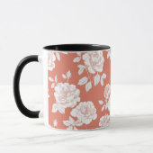 Moderne Koraal Roze Witte Bloem Motief Mok (Links)