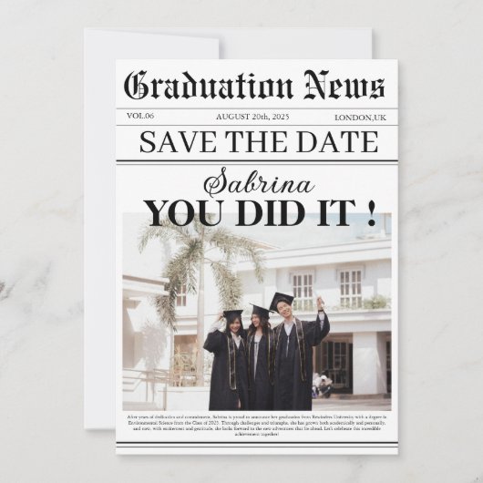 Moderne krant afstuderen unieke foto save the date (Voorkant)