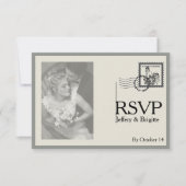 moderne krantenstijl bruiloft RSVP kaartje (Voorkant)