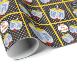 Moderne kunst Dreidel weg Dotty Cadeaupapier<br><div class="desc">Leuk en echt uniek rolletje glanzende cadeauverpakking bevat het originele dreidel-ontwerp van Jewbilee dat gewoon dotty is voor polkadots en gedurfde primaire kleuren en uitroepingen van "Let's Play Dreidel",  allemaal op een achtergrond van witte stippen op zwart plus een taxi geel raster. Voor kinderen,  volwassenen,  Hebreeuwse School Fundraisers,  enz.</div>