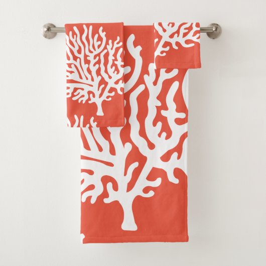 Moderne kustwitte Zeeen koralen en koraalroze Bad Handdoek (Insitu)