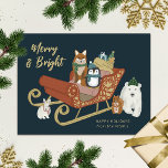 Moderne Kute Animal Friends en Slaapse Kerstmis Feestdagenkaart<br><div class="desc">Stuur deze vakantieperiode naar je familie en vrienden met dit schattige kerstvakantiejaar briefkaart met een slee met cadeaus, samen met diervriendjes - een vos, pinguïn, polair beer, eekhoorn en konijn. Details als sjaals, petten, een tandenbrood, een koekje en een snoepje toevoegen een griezelige aanraking. De sjablonen van de tekst zijn...</div>