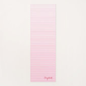 Moderne Latijnse roze witte stripes monogram oefen Yogamat (Voorkant)