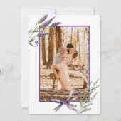 Moderne Lavendel Bloemen | Monogram Fotobruiloft Kaart (Achterkant)