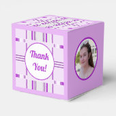 Moderne Lavendel Roze Patroon Stripe Foto Verjaard Bedankdoosjes (Achterkant)