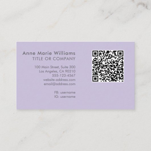 Moderne Lavendel Witte Script Monogram QR-code Visitekaartje (Achterkant)