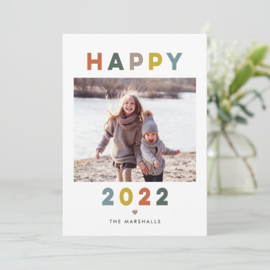 Moderne Letters Gelukkig Nieuwjaar 2022 Fotokaart Feestdagenkaart (Staand voorkant)