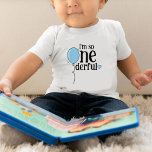 Moderne Leuke Blauwe Ballon Olenful Verjaardag Romper<br><div class="desc">Deze baby boy bodysuite heeft een blauwe ballon en hart illustratie,  en ik ben zo Onederful gespeld in een schattig handgeschreven lettertype. Deze baby jumpsuite is de perfecte outfit voor de eerste verjaardagsfeestviering van je baby. U kunt ballon- en tekstkleuren wijzigen als u wilt!</div>