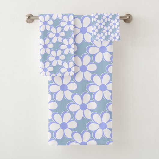Moderne lichtblauwe en witte bloemen bad handdoek (Insitu)