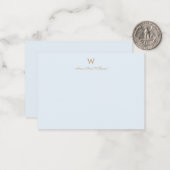 Moderne Lichte Stof Blauw Gouden Script Monogram Notitiekaartje (Voorkant / Achterkant in situ)