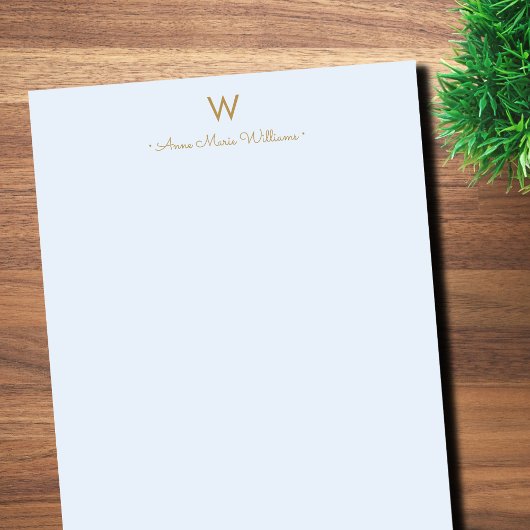 Moderne Lichte Stofblauw Gouden Script Monogram Notitieblok