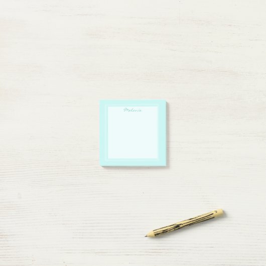 Moderne lichte turquoise witte rand script post-it® notes (Op bureau)