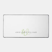 Moderne lichtgroene script monogram bureaumat (Voorkant)