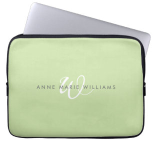 Moderne Lichtgroene Witte Script Monogram Laptop Sleeve