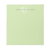 Moderne lichtgroene witte scriptmonogram notitieblok (Voorkant)