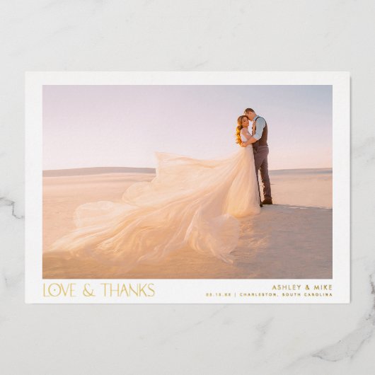 Moderne liefde en Bedankt 2 Fotobruiloft Hartelijk Folie Uitnodiging (Voorkant)