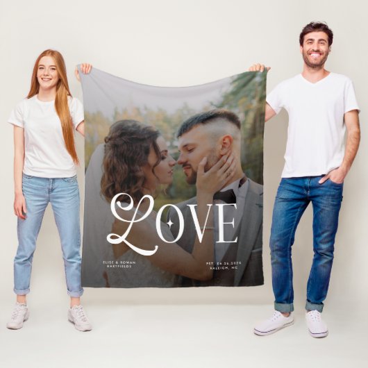 Moderne Liefde Op Maat Trouwfoto Koppels Monogram Fleece Deken (In situ)