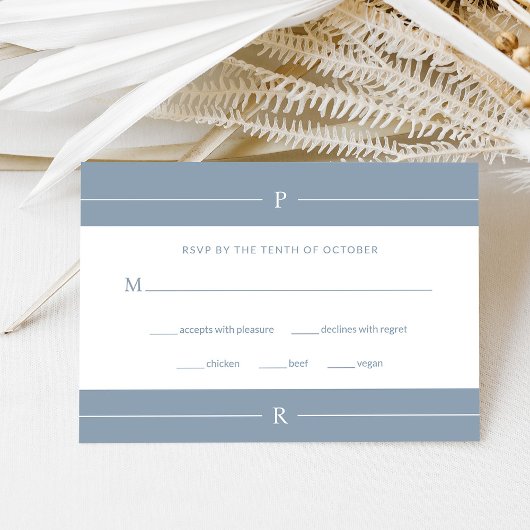 Moderne Lijnen en Monogram | Dusty Blue Wedding RSVP Kaartje