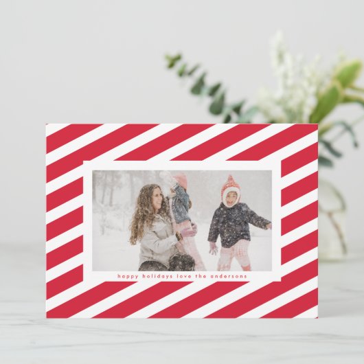 Moderne Lijst met rode en witte strepe snoepriet Feestdagenkaart (Staand voorkant)
