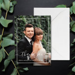 moderne lijst trouwfoto bedankt je kaart<br><div class="desc">Een mooie trouwfotokaart met een prachtig afbeelding van de nieuwe wippen. De bruid en groom's afbeelding en tekst kunnen worden gepersonaliseerd. Voeg een persoonlijk bedankbericht toe en je kunt je eigen trouwfoto uploaden.</div>