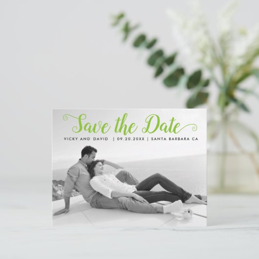 Moderne lime groene bruiloft Save the Date foto Briefkaart (Staand voorkant)