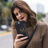 Moderne luxe bruine monogram initiële grap script iPhone 15 case