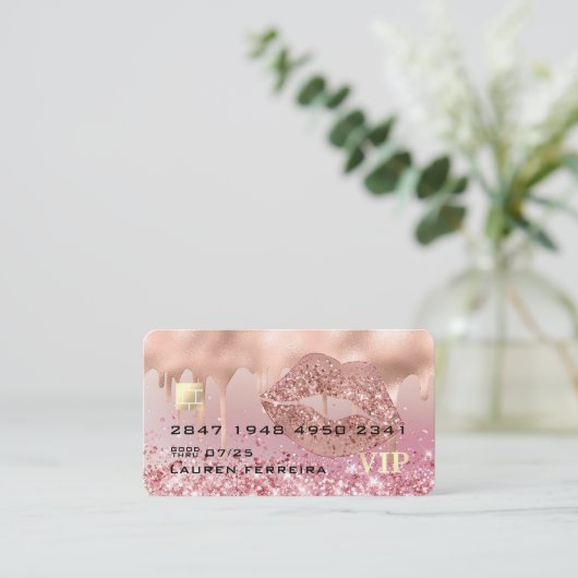 Moderne Luxe Roos Gold Lips Faux Debit Card Visitekaartje (Staand voorkant)