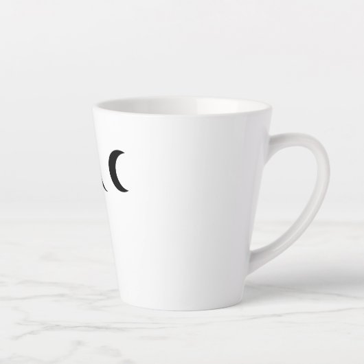 Moderne maan wit en zwart monogram latte mok (Rechts)