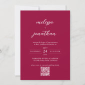 Moderne Magenta Rood Fotoscript QR Code Bruiloft Kaart (Voorkant)