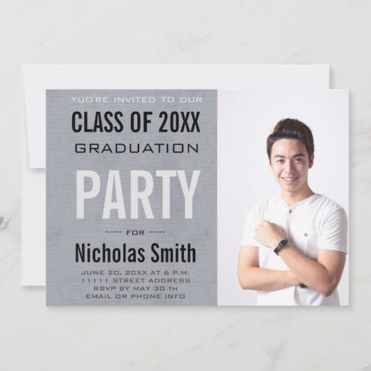 Moderne Mannelijke Afstudeerder Blauwe GraduPartij Kaart (Voorkant)