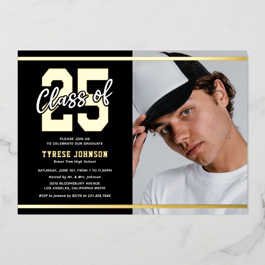 Moderne mannelijke foto afstudeerfeest folie uitnodiging (Voorkant)