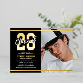 Moderne mannelijke foto afstudeerfeest folie uitnodiging (Staand Voorkant)