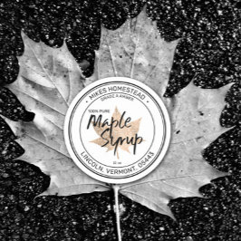 Moderne mannetjesstroop met etiket koper leder