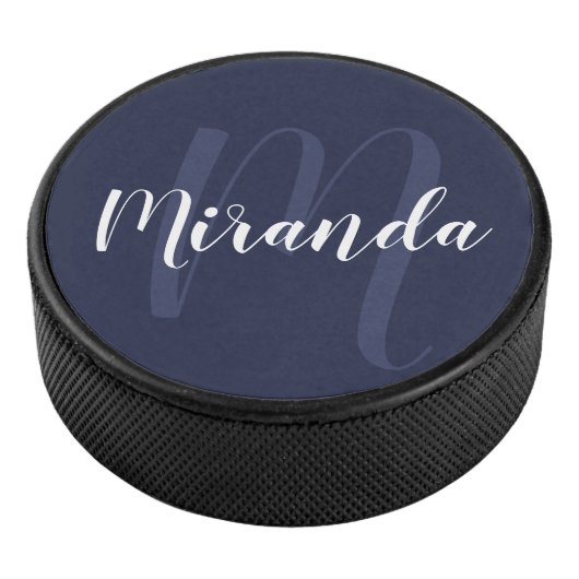 Moderne Manuscript Gepersonaliseerd Monogram en Na Hockey Puck (3/4)