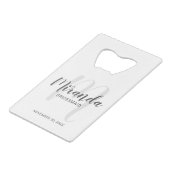 Moderne Manuscript Gepersonaliseerde Bridesmaid Creditkaart Flessenopener (Voorkant Gekanteld)