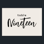 Moderne Manuscript Tabel 19 Negentien Off-White We Kaart<br><div class="desc">Moderne Lijst van het Manuscript Negentien van het Witte Wedden of Dinner Party het Aantal van de Lijst. 19 wordt uitgeschreven in een trendy chic met de hand geschreven doopvont. De achtergrondkleur van dit lijstaantal is kleur editable, enkel klik de pas verdere knoop aan om het even welke kleur te...</div>
